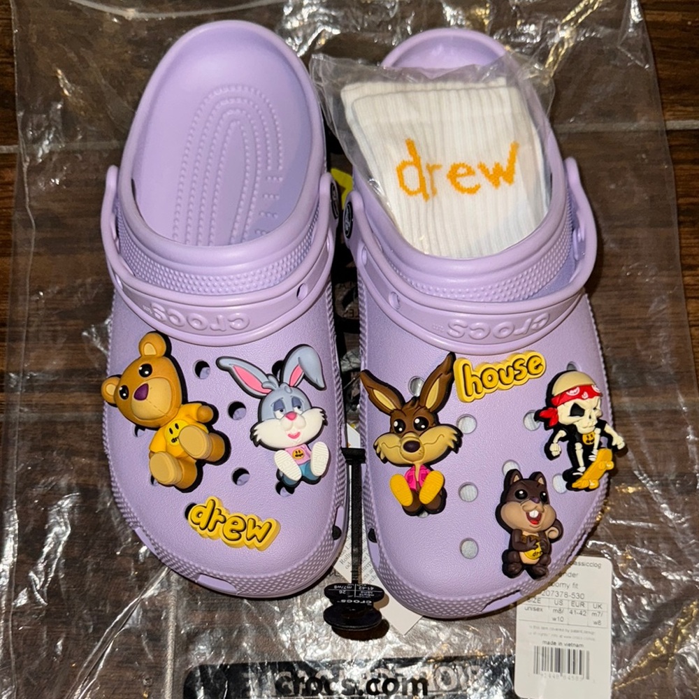 Crocs X Drew House 2 (Justin Bieber) in color lavender with socks (Brand New!)